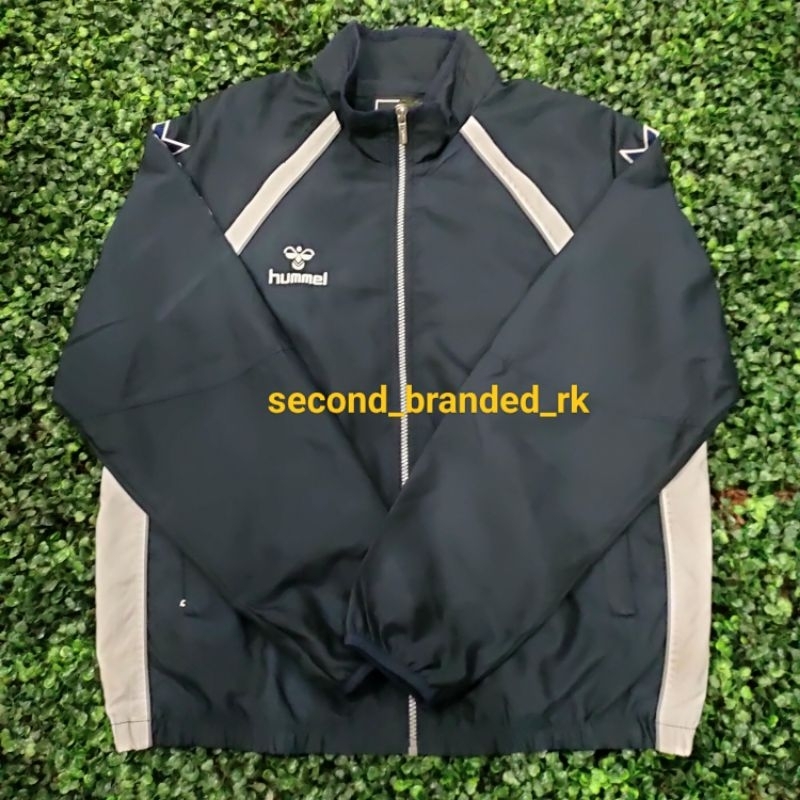 jaket hummel