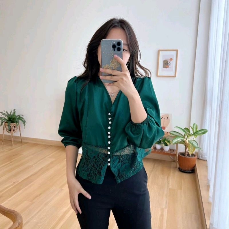 ABLECOUTURE Blouse Wanita Satin Brukat Allsize & Bigsize | Clara Shirt