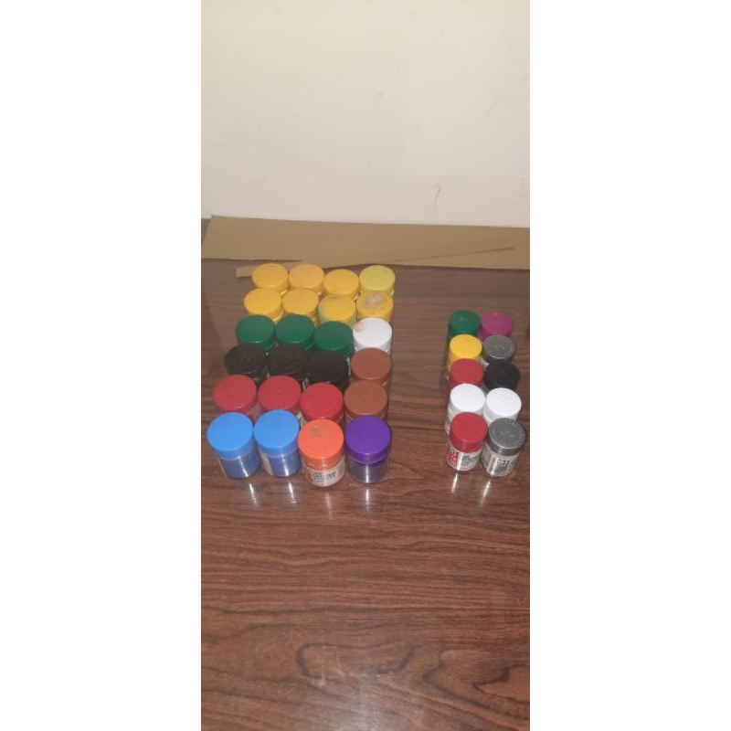 

sakura poster color 30ml 24 biji 15ml 10 biji TERMURAH BEKAS KULIAH