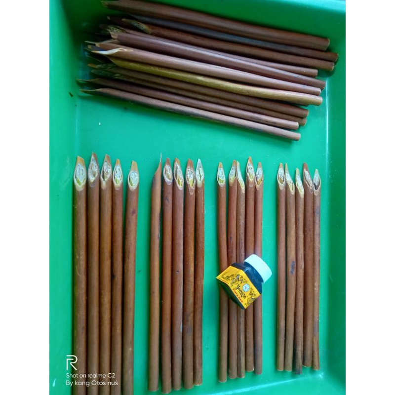 

Pena Handam 20 Batang + 20 Ml Tinta Hitam