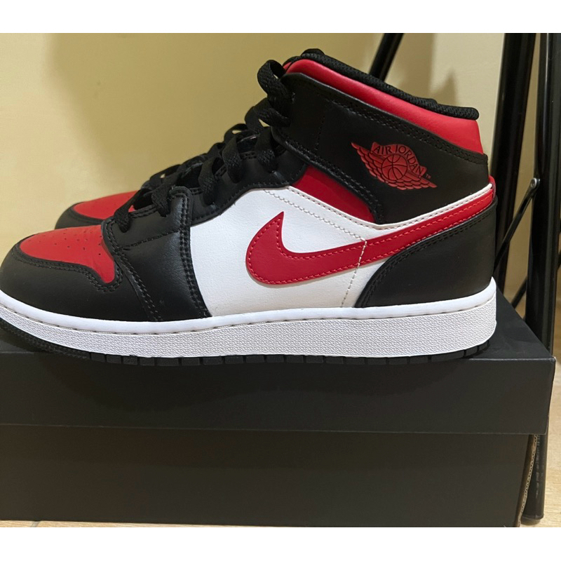 Nike Air Jordan Black Fire Red