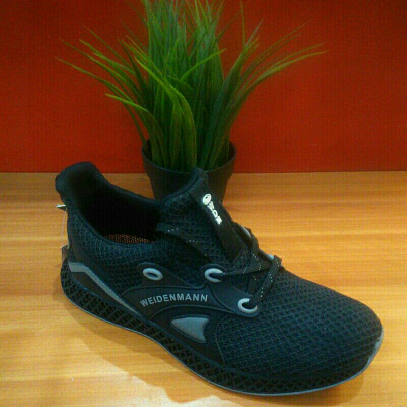 Sepatu Weidenmann Wolvo 05