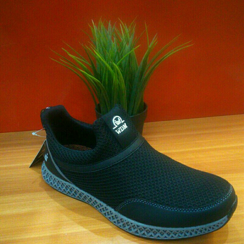 Sepatu Weidenmann Wolvo 03