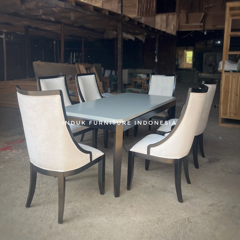 MEJA MAKAN 6KURSI JATI SOLID