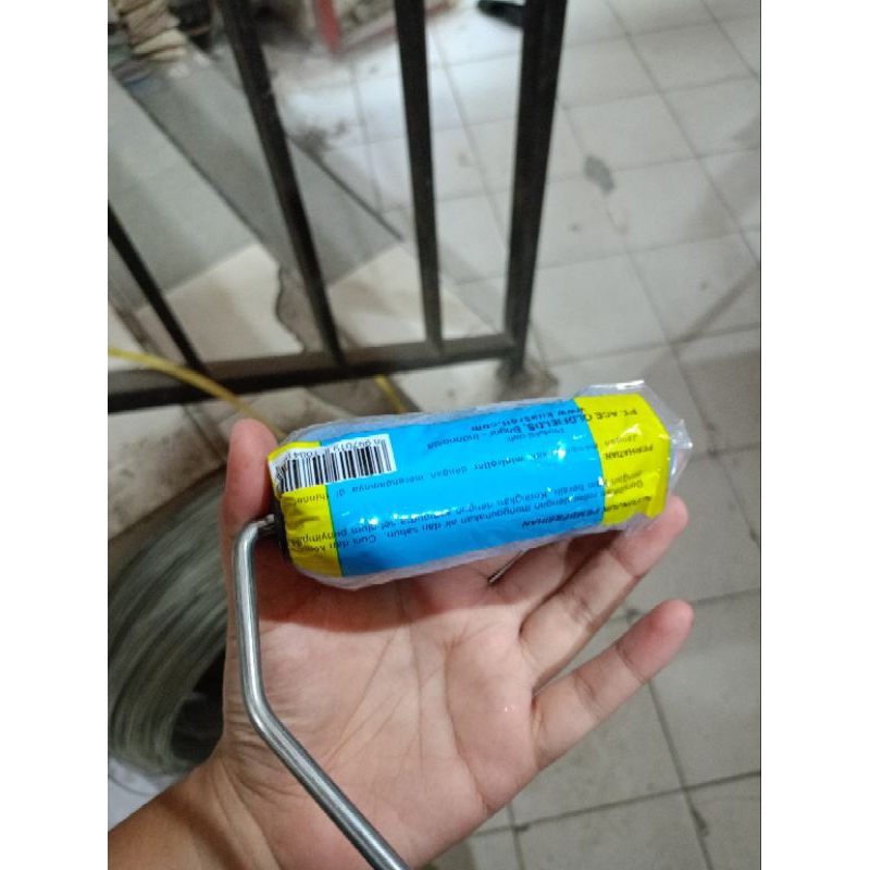 

Ace Oldfiels Roller Cover & Frame Budget 110mm / Kuas Roll Ace Oldfiels Gagang Kecil / Kuas Roll