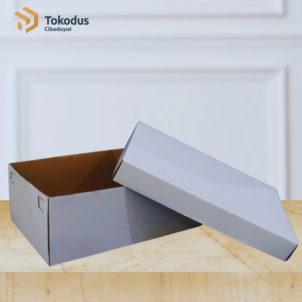 

Dus Sepatu | Kardus Box Sepatu | Box Sepatu | Dus packing uk 32 x 20 x 12 cm - Tokodus Cibaduyut