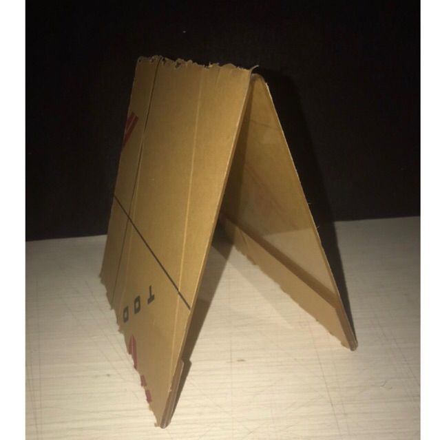 

papan nama meja akrilik 15 cm x 21 cm (A5)