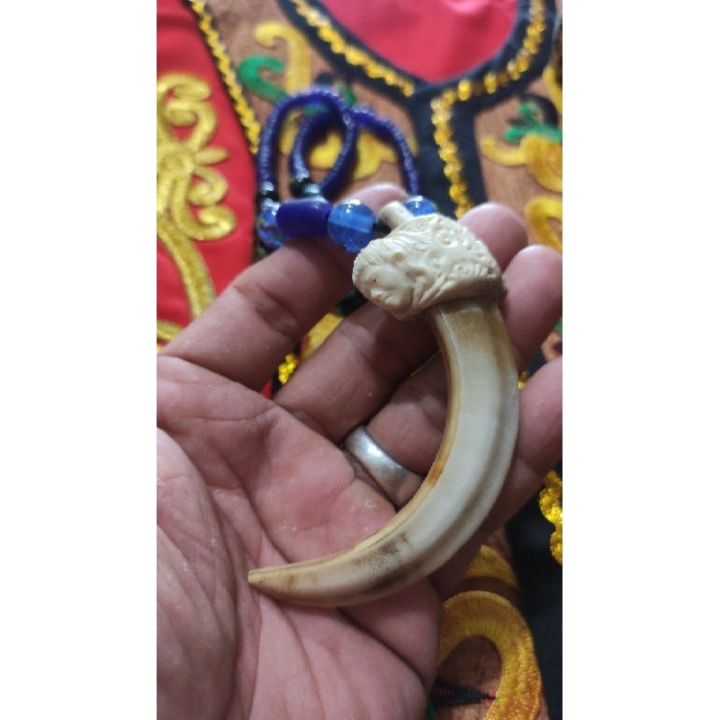 KALUNG ETNIK  + LIONTIN UKIRAN MOTIF DAYAK