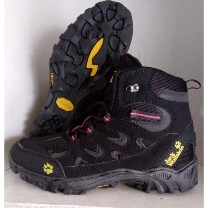 sepatu outdoor jack wolfskin