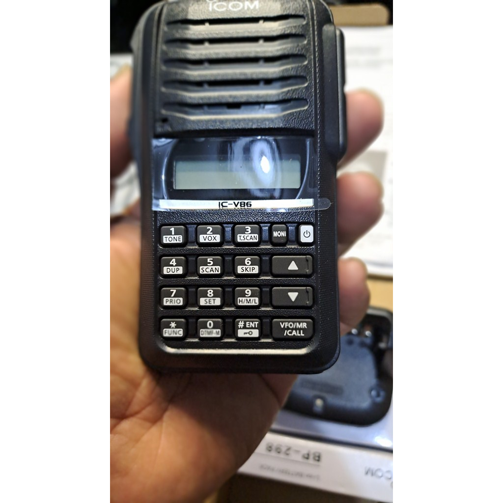 Ht Icom IC-V86 Made in Japan Ht Icom V86 Bentuk Lebih Macho Upgrade dari Icom V80 Frekuensi VHF 136 