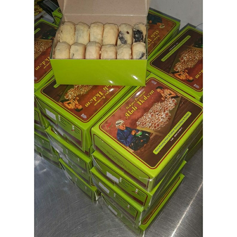 

Bakpia Mix Reguler Premium (Coklat+Pandan Susu) Isi 12 Pcs - Bakpia Abdi Dalem Oleh Oleh Khas Jogja