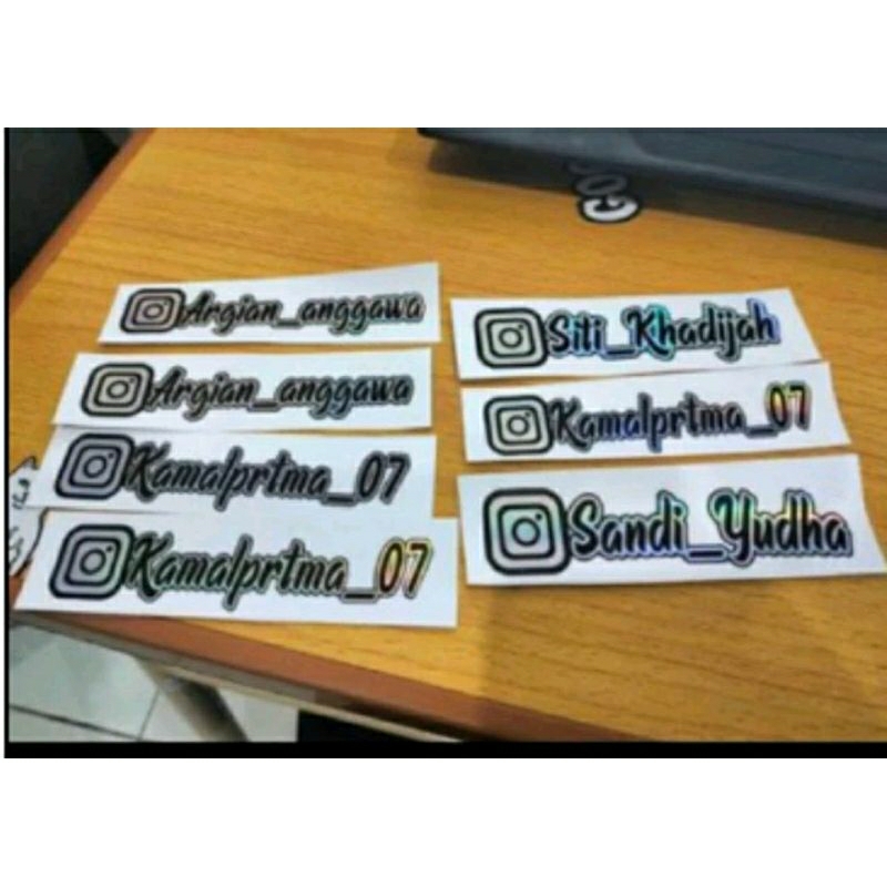 

NEW !!! VIRAL CUTTING STIKER NAMA HOLOGRAM MAHKOTA