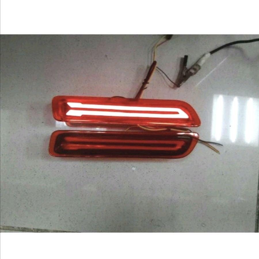 Lampu reflektor bumper belakang Ertiga 2013 - 2023
