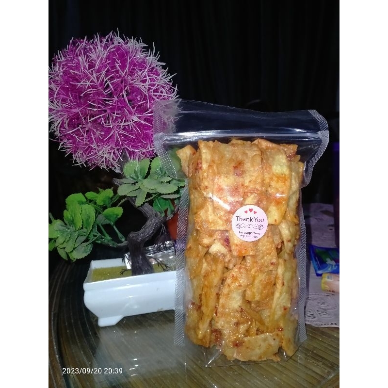 

KERIPIK MANGGLENG
