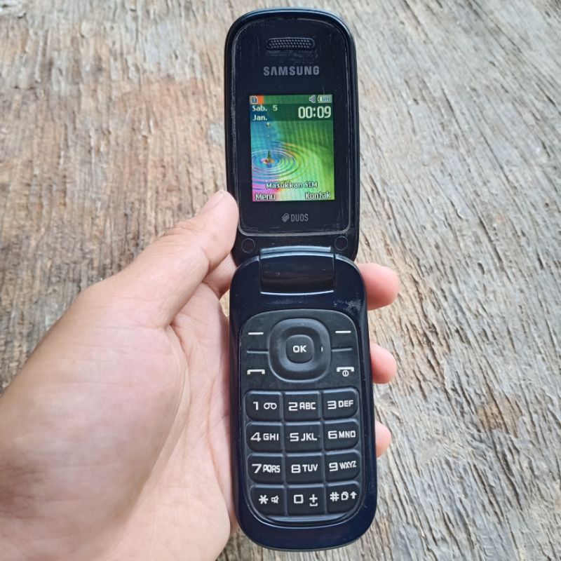SAMSUNG FLIP LIPAT E1272 ORIGINAL HP JADUL BEKAS SECOND NORMAL GARANSI