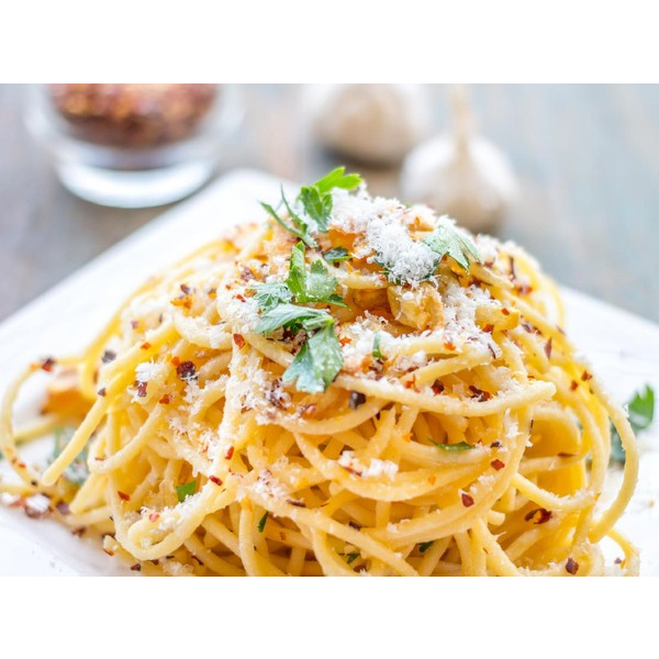 

Spaghetti Aglio Olio Smoked Beef 1-2 Porsi Frozen Food Instant Tinggal Dipanaskan