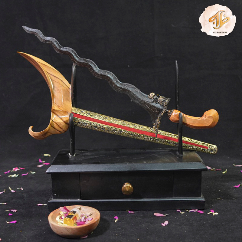 Keris Arjuno Kinatah Perak Sepuh Mas PB Sepuh