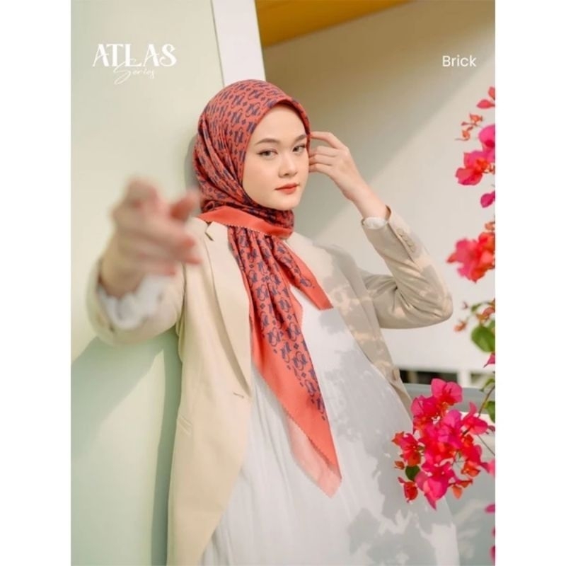 Hijab my lady Atlas Brick preloved like new