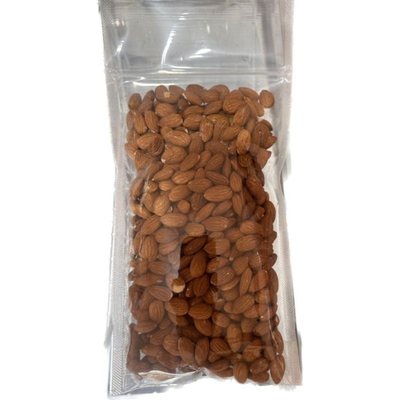 

Kacang almond 500gr