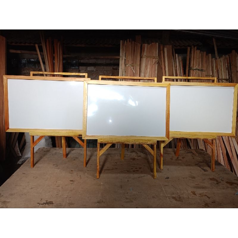 

whiteboard/papantulis 42×60+spidol+penyangga