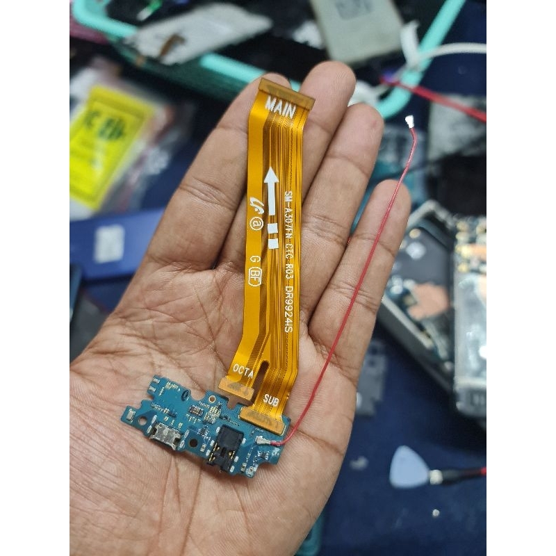 PAPAN CAS KONEKTOR CAS + FLEKSIBEL SAMSUNG A30S ORI COPOTAN