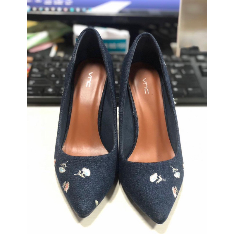 VNC HEELS
