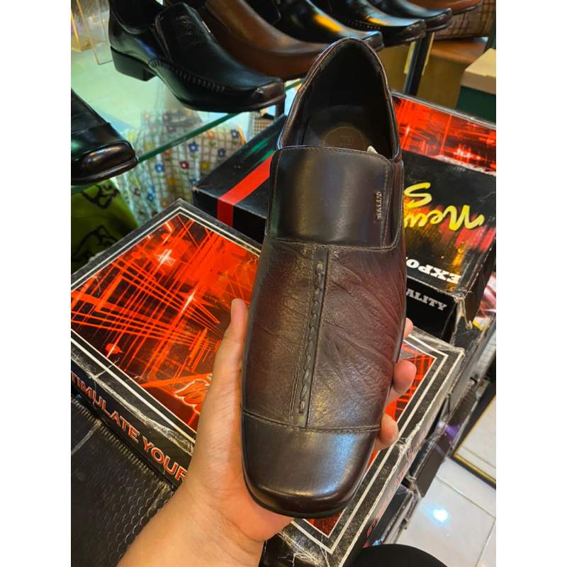SEPATU KULIT PRIA IMPORT