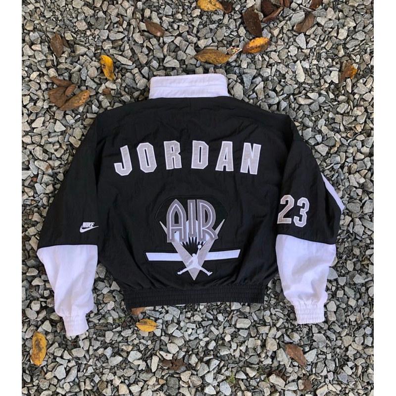 WB AIR JORDAN VINTAGE & CHICAGO BULLS VINTAGE RARE