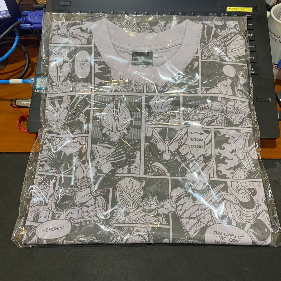 [Baru] Limited T-Shirt "TCOMBU" Heisei Comic by Gendam Gundam - Size S