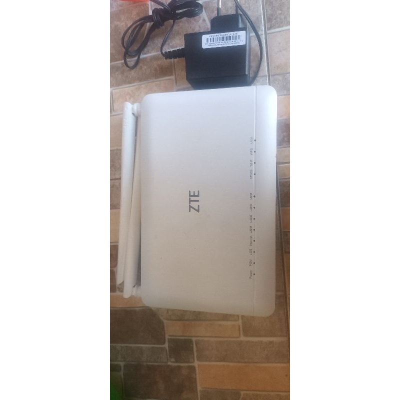 modem GPON ONT ZTE F906 & F670L bekas