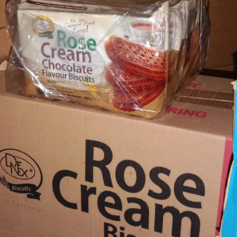 

1 DOS Denex Biskuit rose cream 290gram ISI 21 PCS