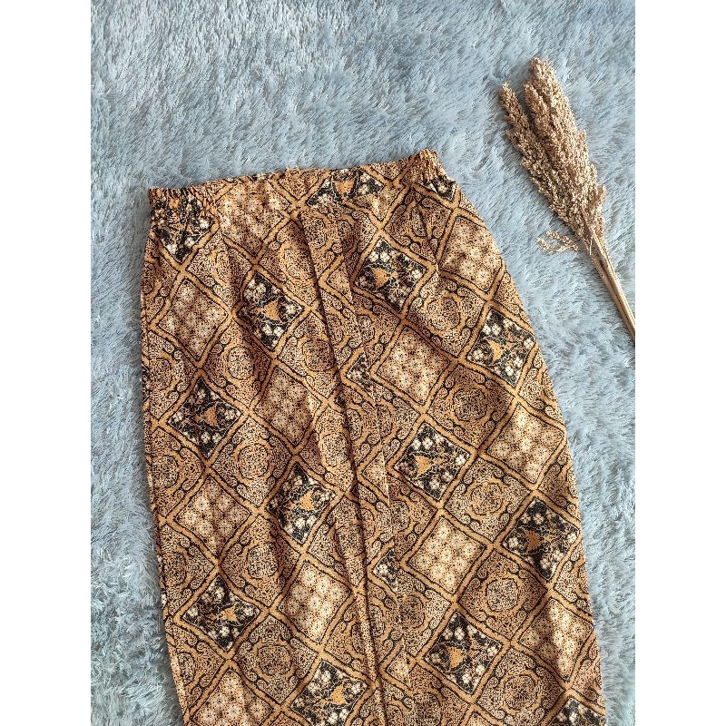rok jarik wiru batik