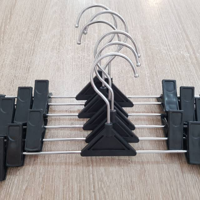 10 Pcs Hanger Baju Gantungan Jepit Besi Kawat Segitiga Hitam Kawat Besi Plastik Gantungan Celana Rok
