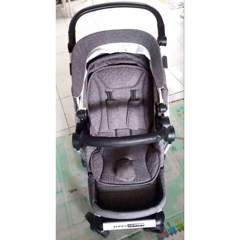 Stroller Stroler Kereta Dorong Bayi Cocolatte Quantum BNS Series