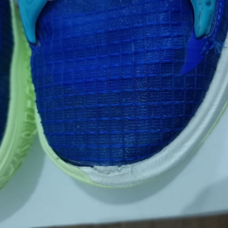 kyrie low 4/scn.4161