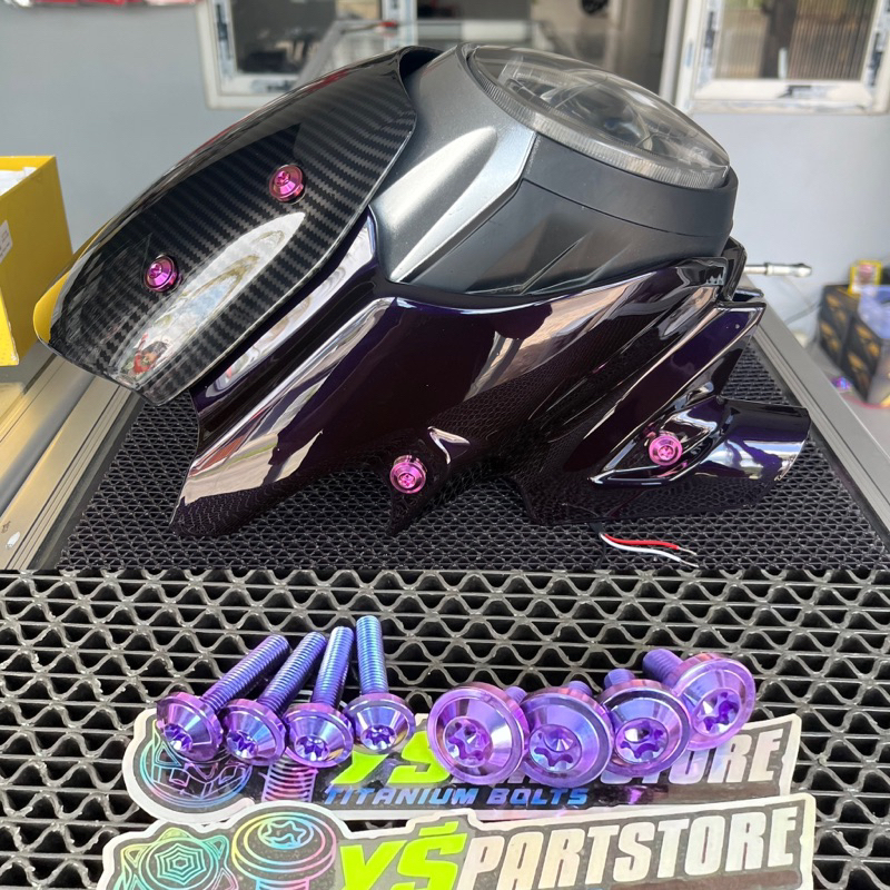 baut Titanium untuk cover dan visor lampu pece Tiger revo