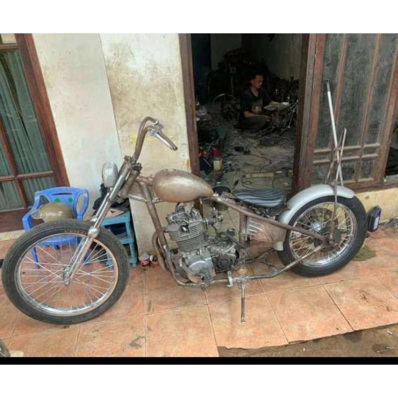 frame rangka custom Chopper SR400