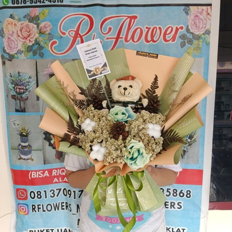 Buket Bunga With Boneka TNI / Boneka TNI / Buket graduation