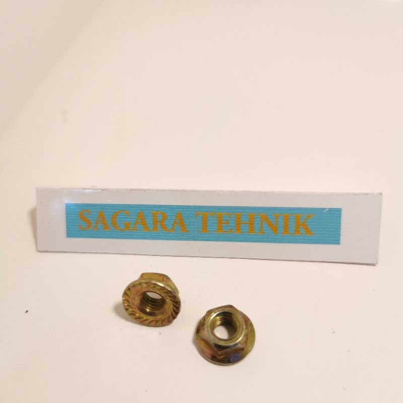 Mur 10 Topi Bibir Chain Saw Sinso 070