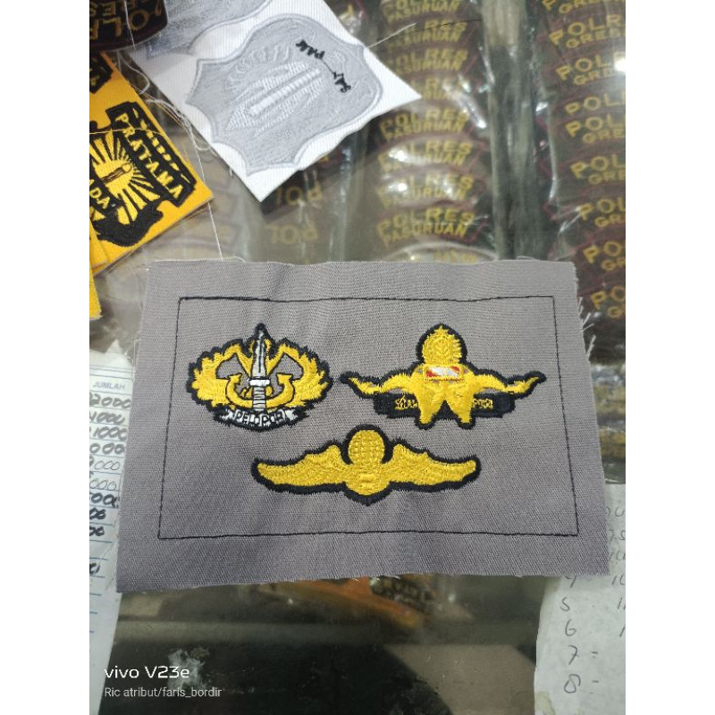 bed polri wing susun 3 bed bordir polri para pelopor