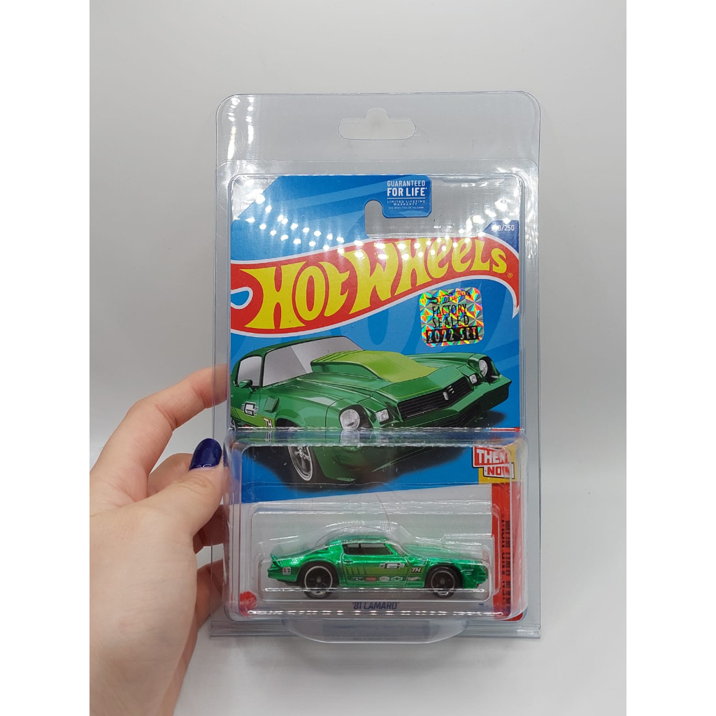 HOTWHEELS SUPER TREASURE HUNT 81 CAMARO FACTORY SEALED 2022