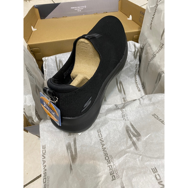 Skechers Go Walk 6 Men's Sneaker - Black