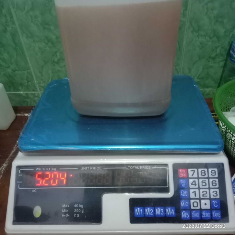

Madu mentah multiflora vol 5 kg