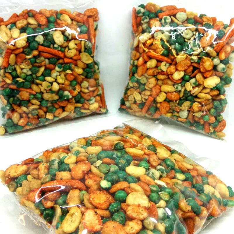 

[ 250Gr ] KACANG CAMPUR/MIX/KACANG JAIPONG MIX/SNACK KILOAN