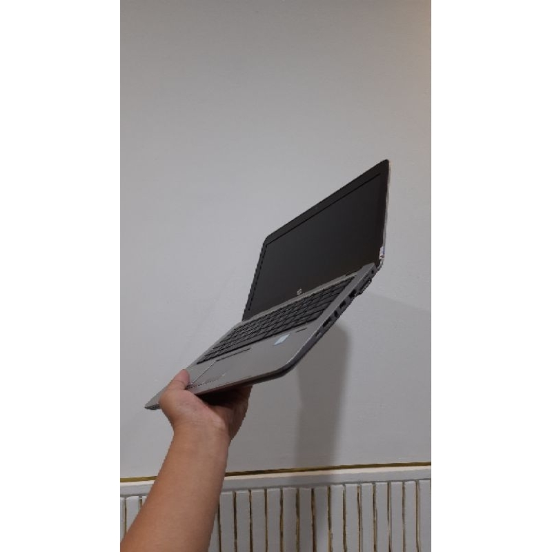 HP Elitebook 820 G4 Intel Core i7-7500 Ram 16GB SSD 512GB