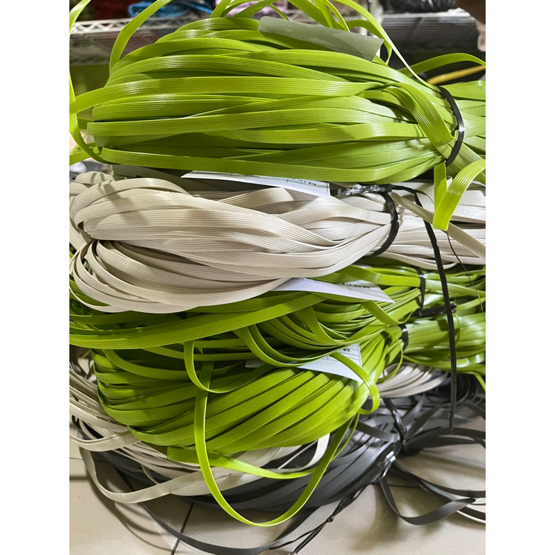 jual per 200meter/per kilo bahan rotan sintetis / lesio plastik