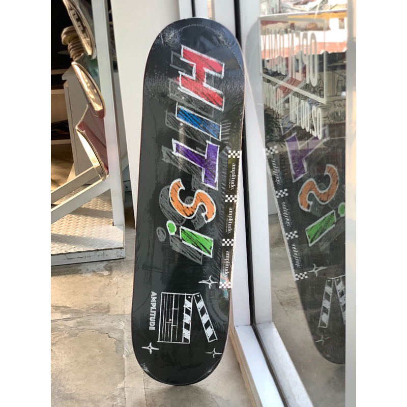 AMPLITUDE SKATEBOARDS DECK “HITS” FREE GRIPTAPE