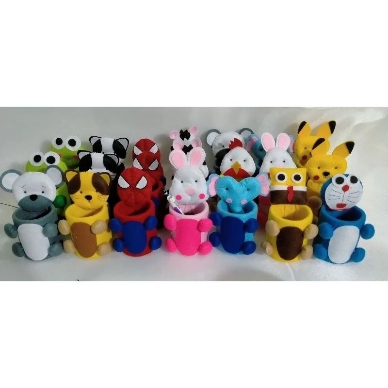 

Tempat pensil karakter kaleng/kerajinan kain flanel/tempat pensil lucu
