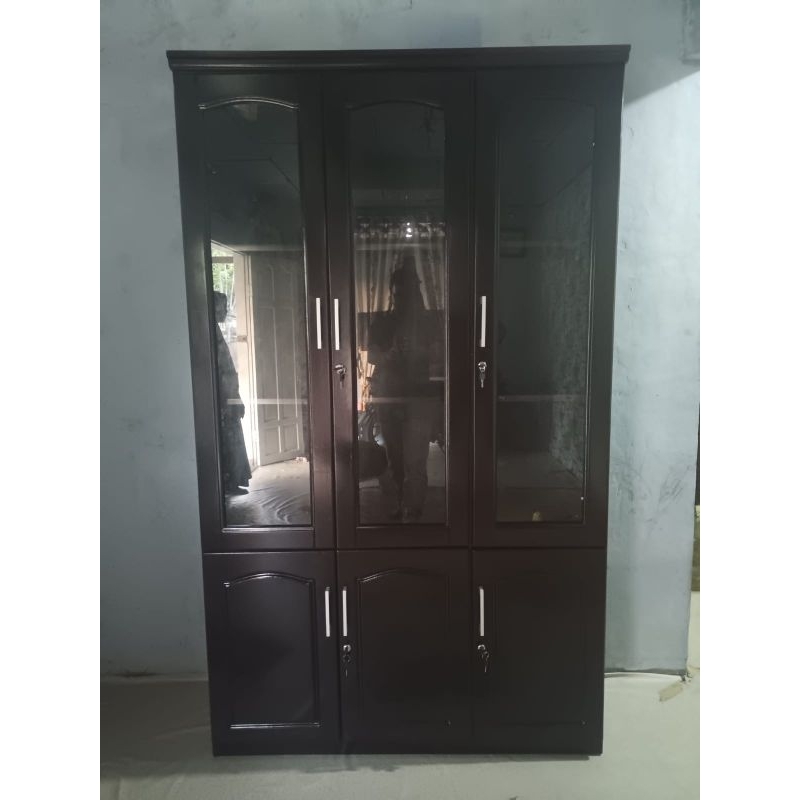 Lemari Kayu Kaca 3 Pintu Lemari Sudut Souvenir Penyimpanan Piring
