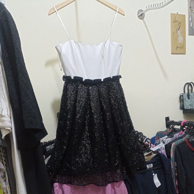 MINI DRESS hitam putih BRANDED MEWAH